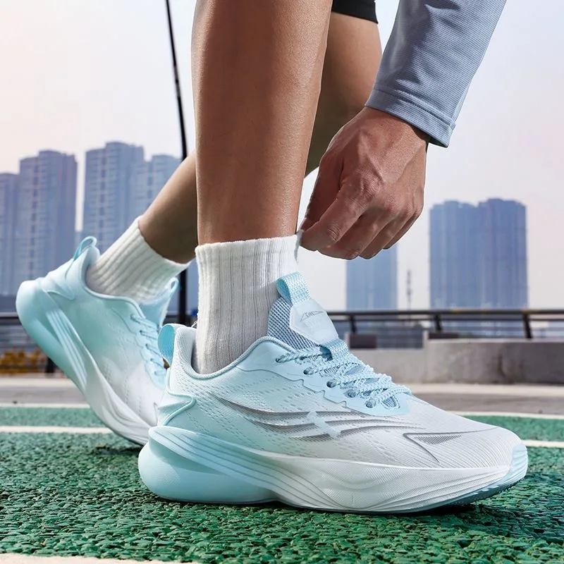 

2026 New Trend Running Shoes Men Woman Gym Training Shoe Mesh Breathable Walking Sneakers Carbon Plate Men Footwear Couples