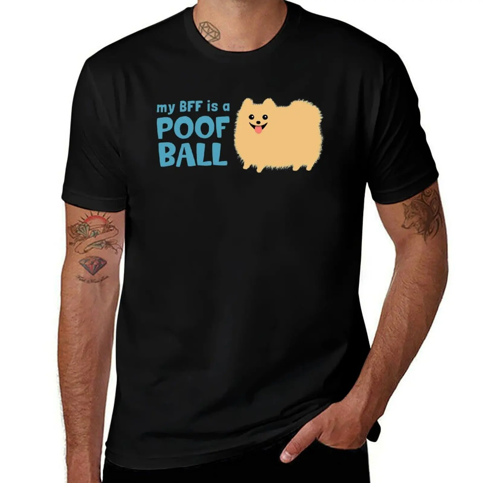 Футболка My BFF is a Poof Ball Pomeranian — базовая футболка для повседневного образа.