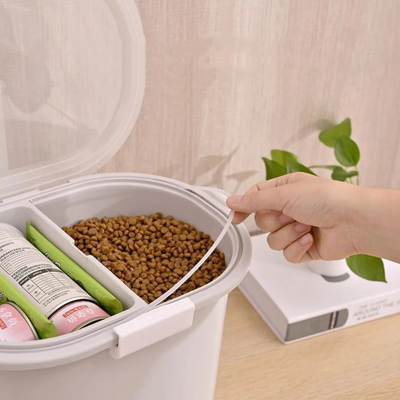 Dog food and cat food storage barrel sealed moisture-proof barrel dog food and cat food barrel large capacity storage barrel