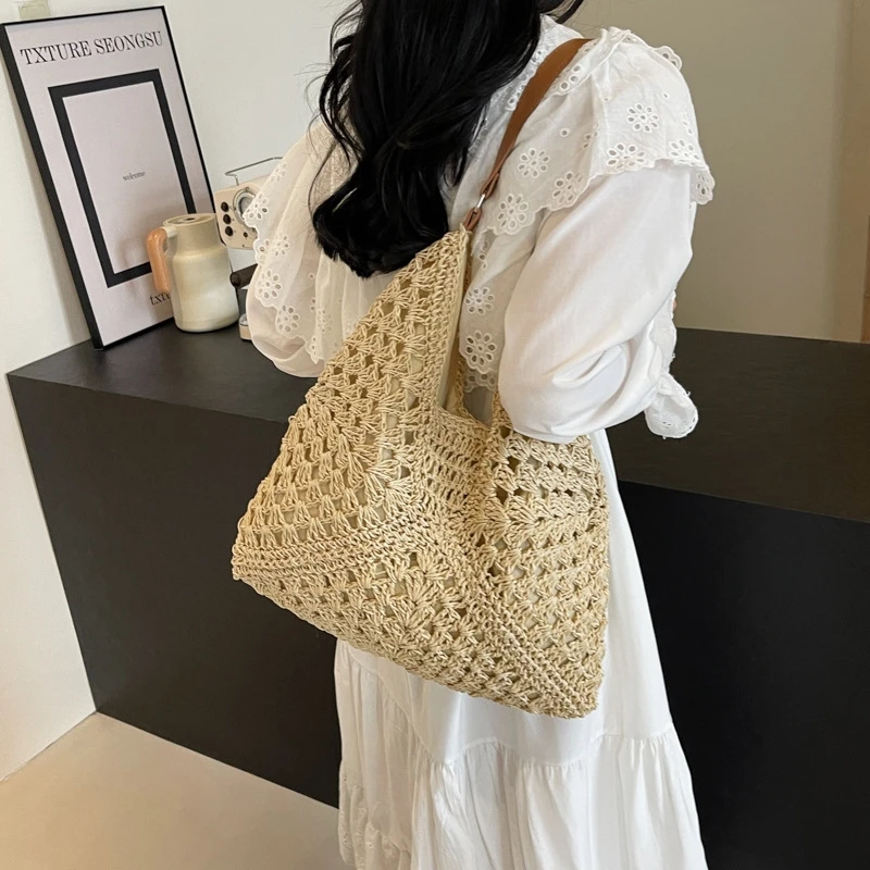 New Arrival Hollow Out Shoulder Bags For Women Large Capacity Straw Handbag Totes Vintage Travel Beach Bag Shopping Pack