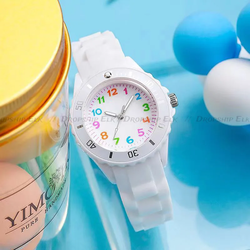 Reloj analógico para niños y niñas, pulsera de cuarzo resistente con números coloridos, banda de silicona suave