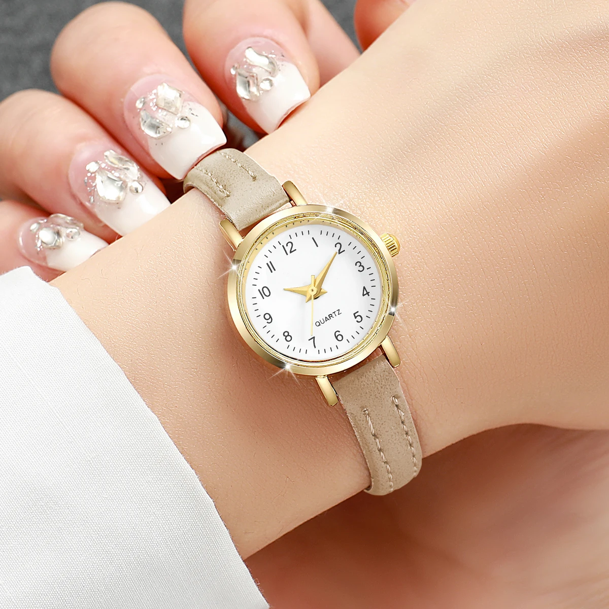 Fashion Small Dial Women's Quartz Watch