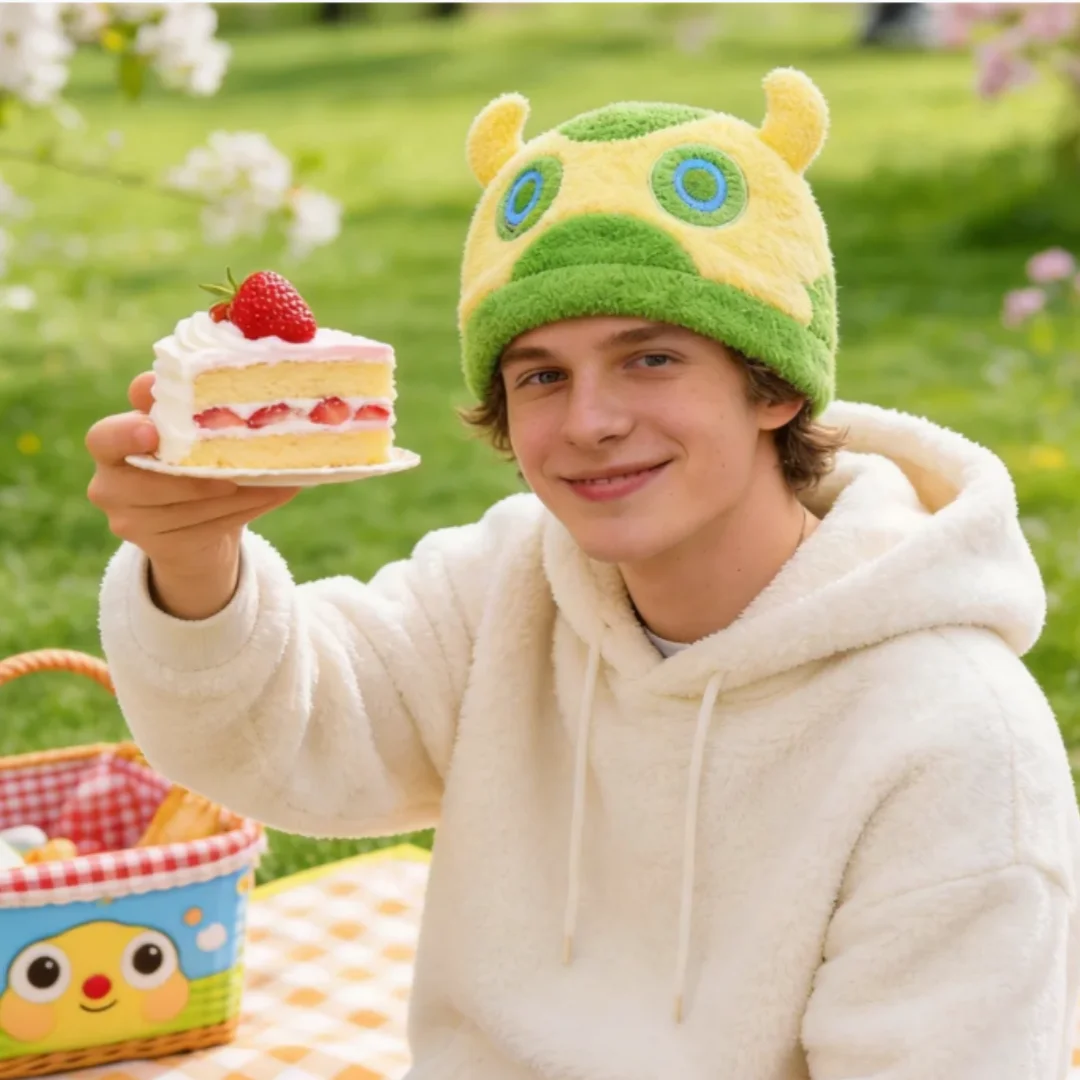 Soft VALORANT Mosh Plush Toy Hat Game Peripheral Gekko Plush Hat Kids Game Fans Birthday Xmas Gifts Home Decor
