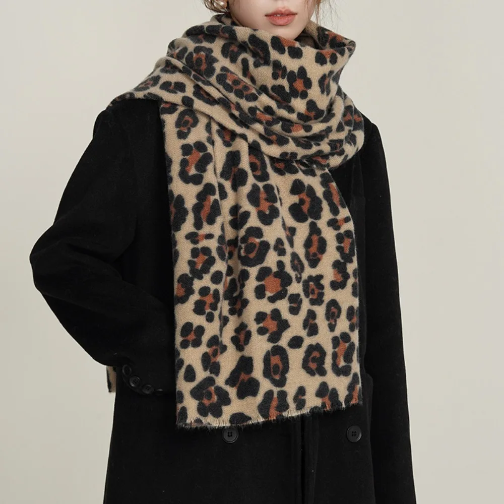 Elegant Tassel Leopard Print Scarf Wool Thicken Luxury Pashmina Scar Plush Korean Style Long Cashmere Shawl Women/Men