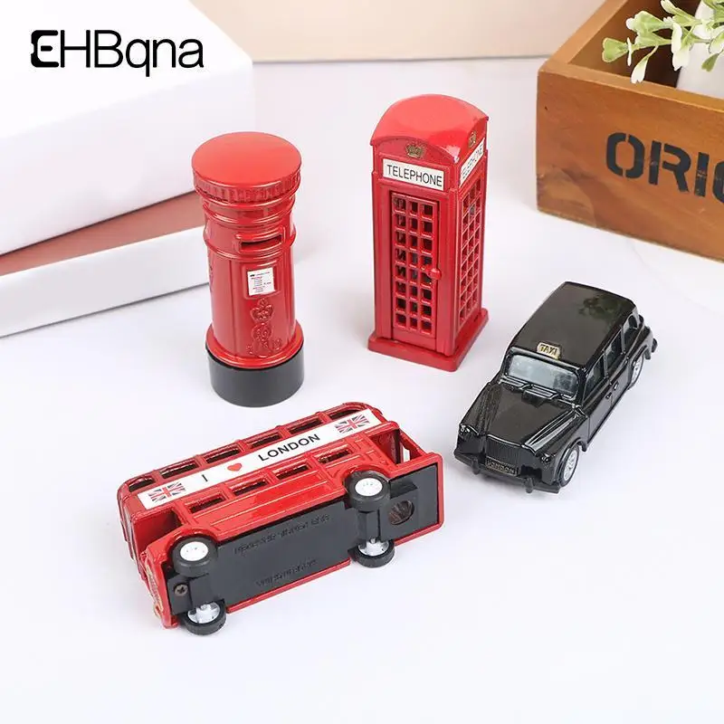 Vintage British Europe Bus Model Miniature Red Green Pencil Sharpener London Metal Retro Home Decoration Antique Children Toy