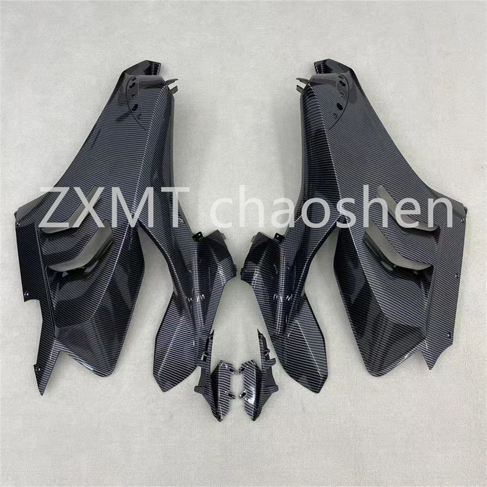 

ABS motorcycle fairings are suitable for V4 and V4S large panels with carbon fiber paint for 2017 and 2021