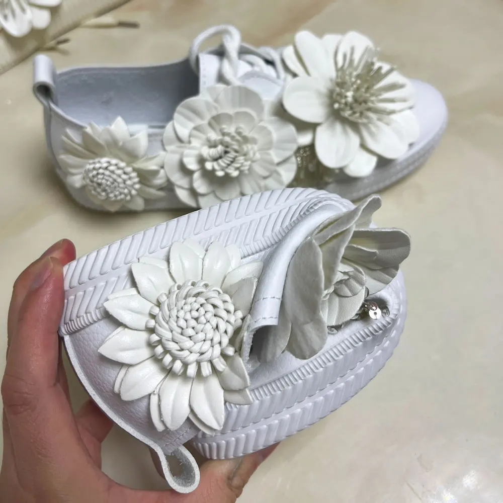 white artificial leather sneakers women fashion artificial flower applique Sports Board shoes handmade large size 35-44 slip-in