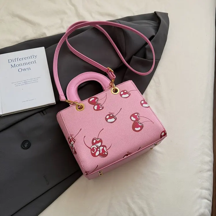 

Модная винтажная женская сумка-тоут для поездок на работу 2026 года, новая, вместительная, с высококачественной текстурой, универсальная, на плечо и через плечо