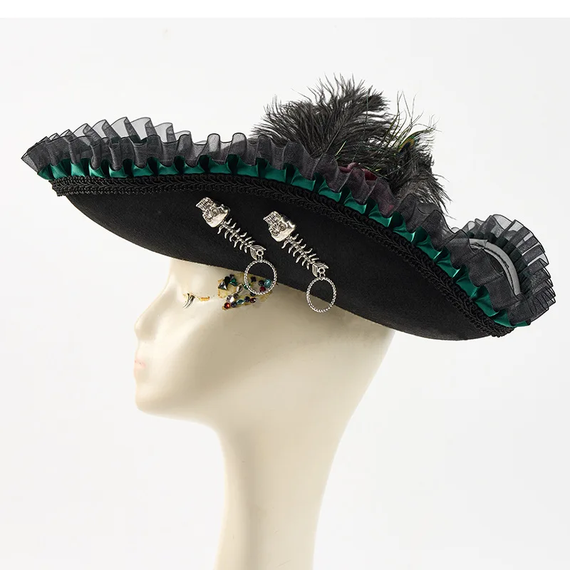 Halloween Female Pirate Cosplay Prop Retro Lace Peacock Feather Triangle Pirate Hat Gothic Dark Skeleton Performance