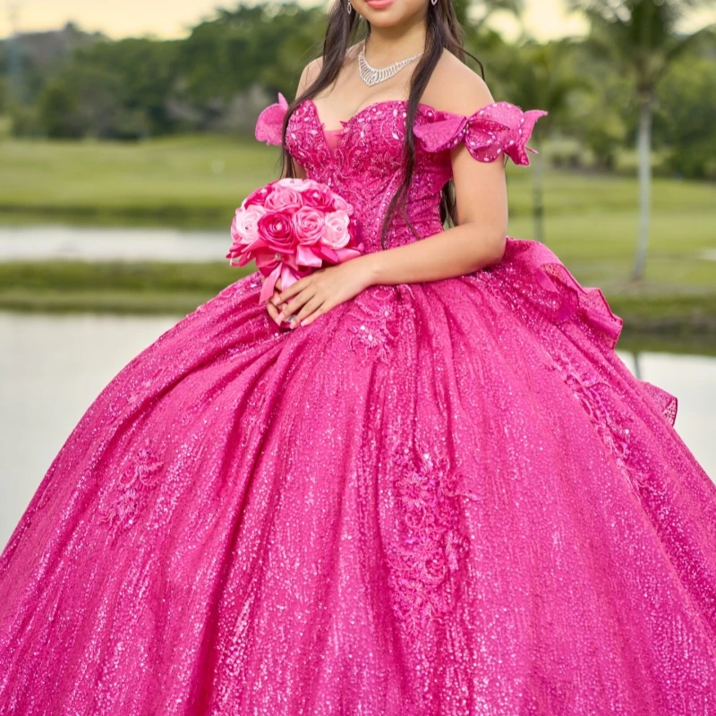 

Rose Red Shiny Ball Gown Quinceanera Dresses 2026 Applique Lace Beading Crystal Corset Tull Off Shoulder Sweet 16 Dress Vestidos