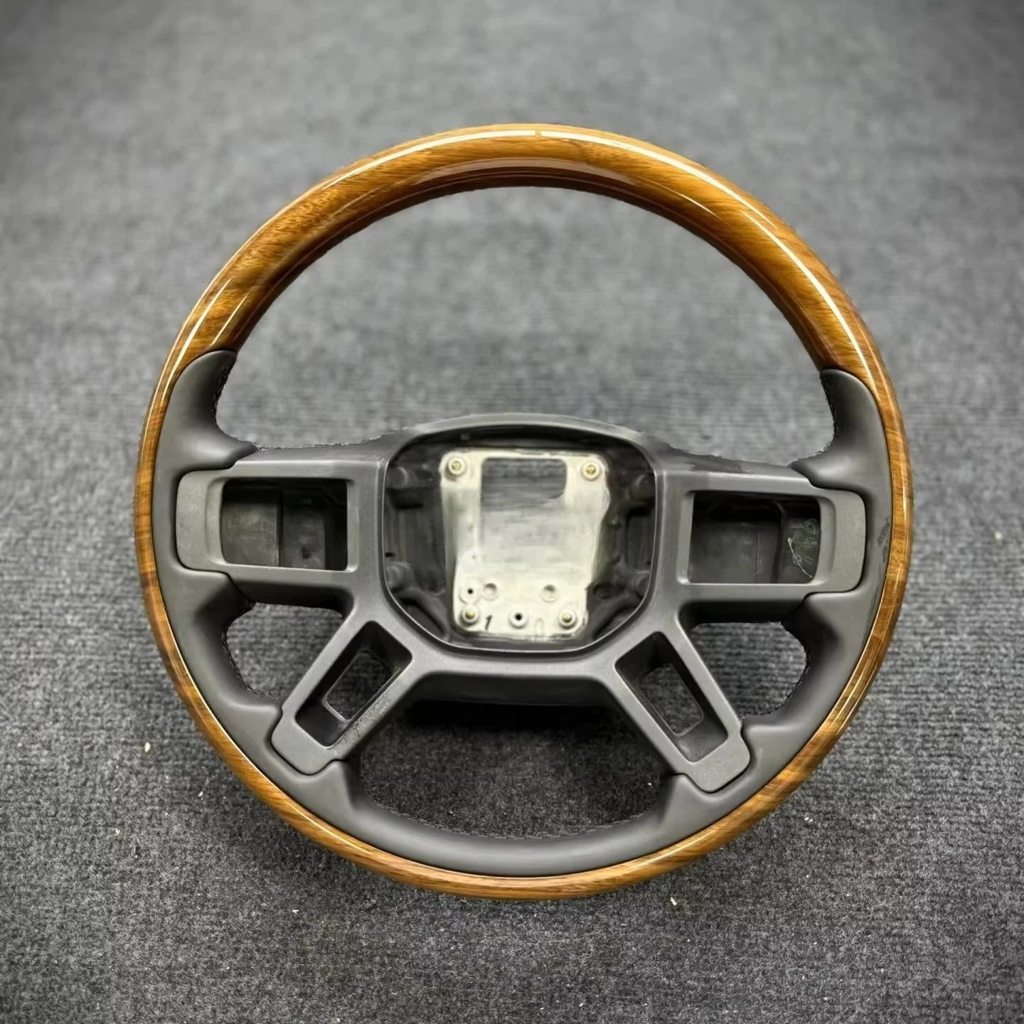 

High Quality Car Steering Wheel Carbon Fiber Sport Durable Racing Steering Wheel