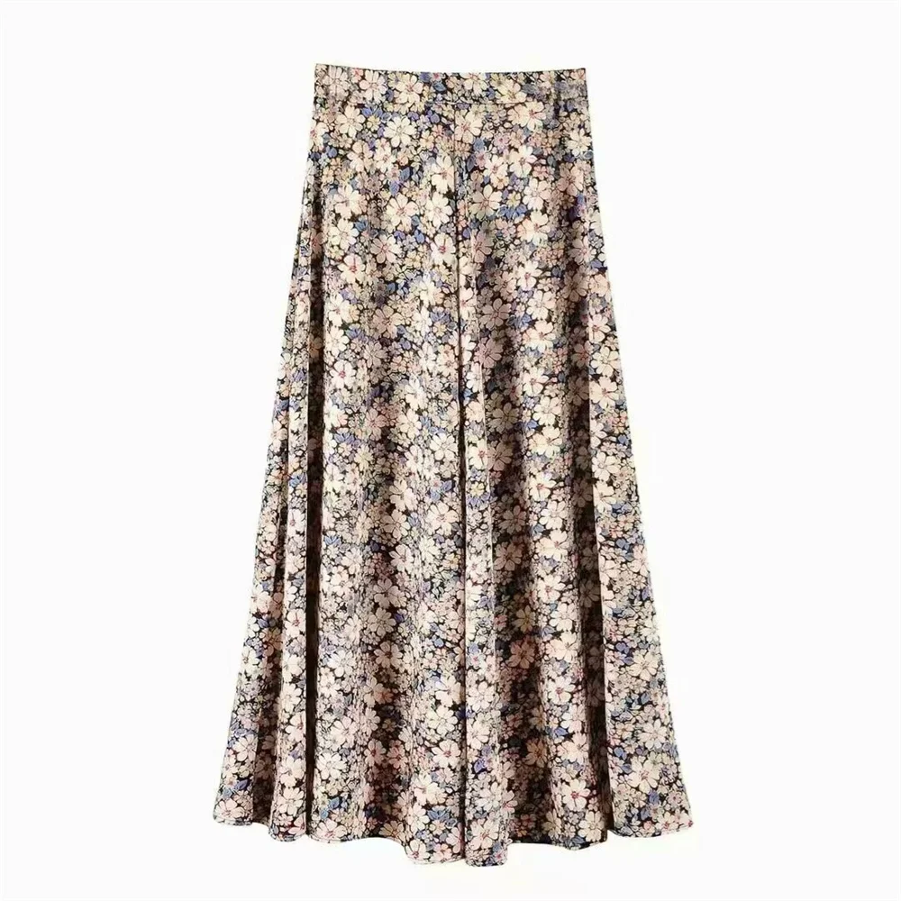 חצאית פרחונית אמצע רגל