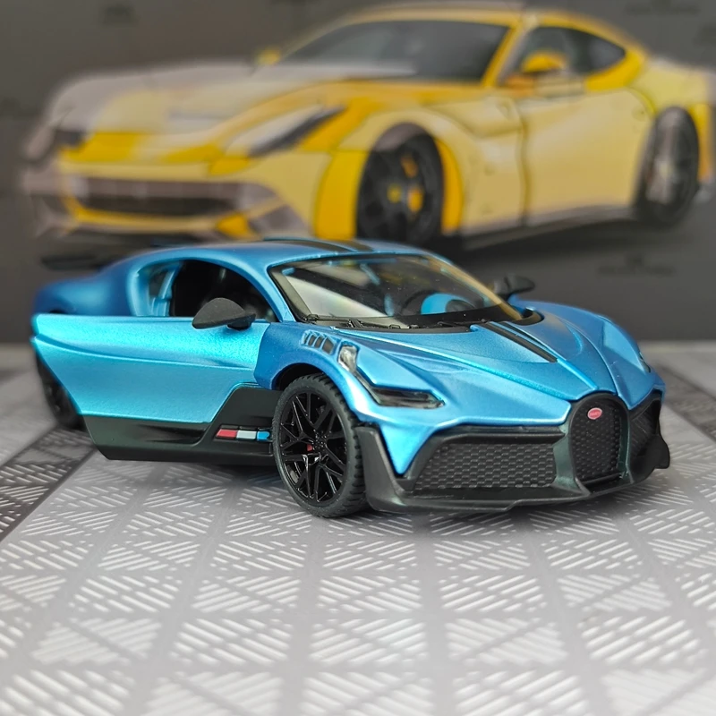 

1:32 Simulated Bugatti DIVO alloy car model with doors and hood that can be opened for static desktop racing decoration