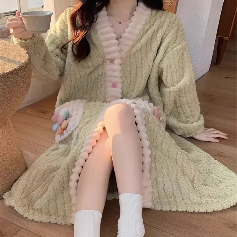 Women's Padded Thickened Warm Robe Winter Long-Sleeved Nightgown Flannel One Piece Pajamas Ladies Large Size Floral Bathrobe