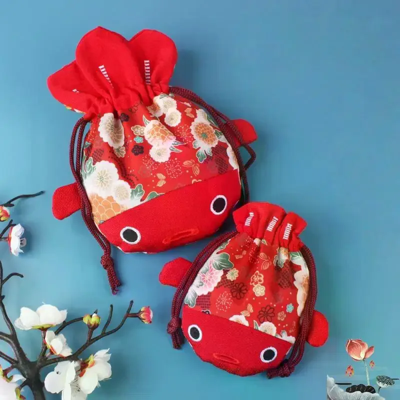 Cartoon-Leinwand-Blumen-Zugbeutel, Neujahrs-Großraumtasche in Goldfischform, Handtasche, Münzgeldbörse, Hochzeits-Süßigkeitentasche