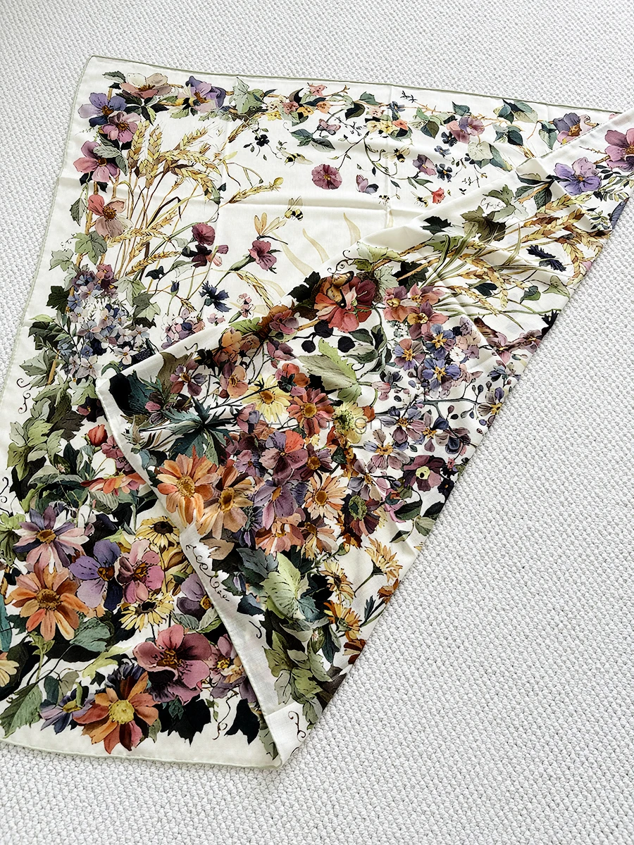 Winter Warm Scarf 135cm Luxury Designers Big Shawls Square Bandanas Neck Head Bag Accessories Stole Christmas lover Gift
