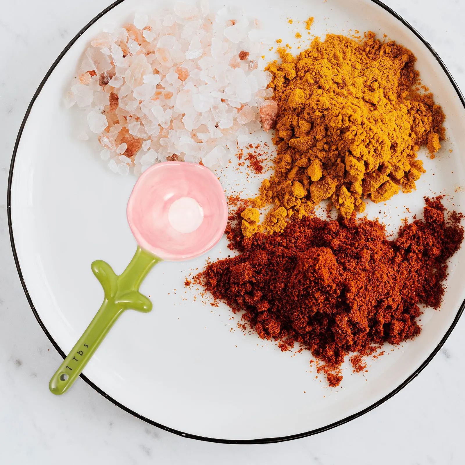 

1Set Ceramic Measuring Spoons Flower Shape with Pot Holder Lovely Baking Spoons for Dessert Coffee Cooking Measuring Tools