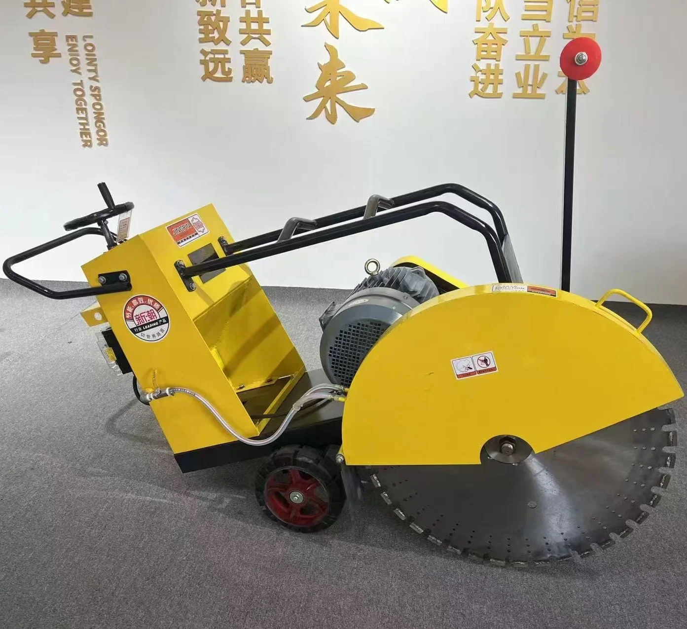 High-efficiency concrete asphalt pavement cutting machine, 180mm deep, multifunctional concrete asphalt cutting machine