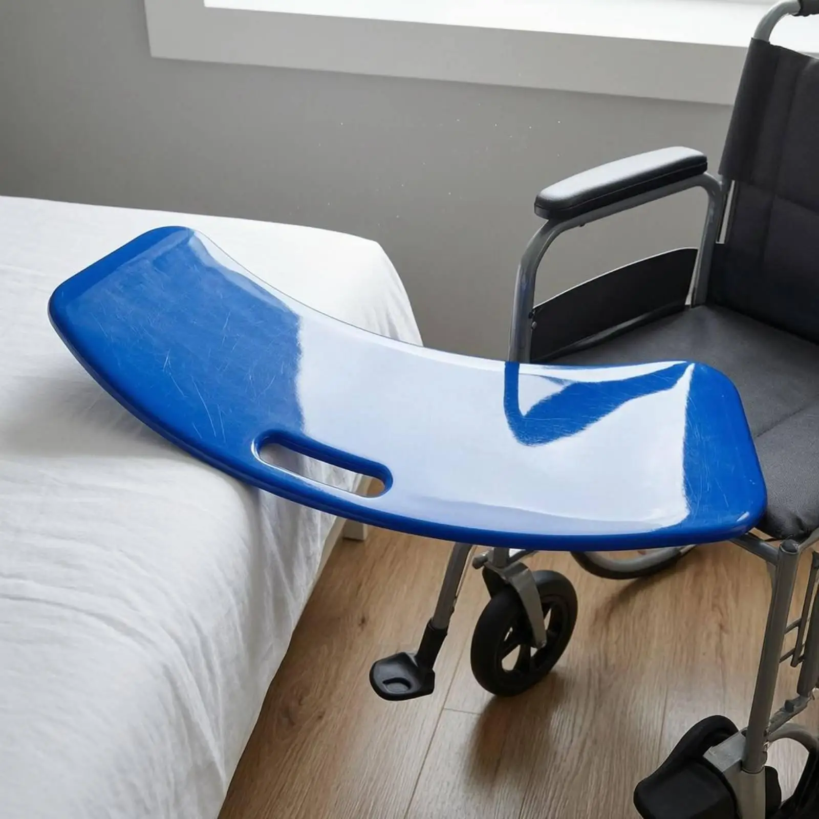 Patient Transfer Board Easy Grip Curved Sliding Repositioning Device Practical Size for Senior Use