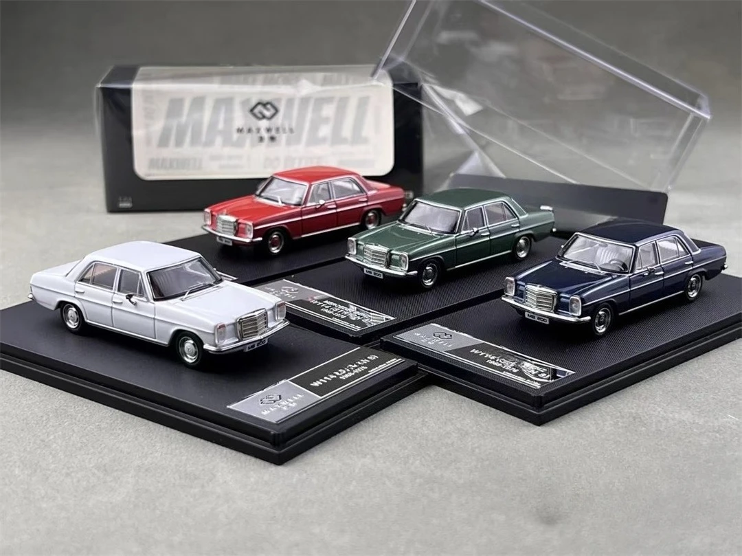 Maxwell 1:64 MB 200 W114 Silver White Red Blue Diecast Model Car
