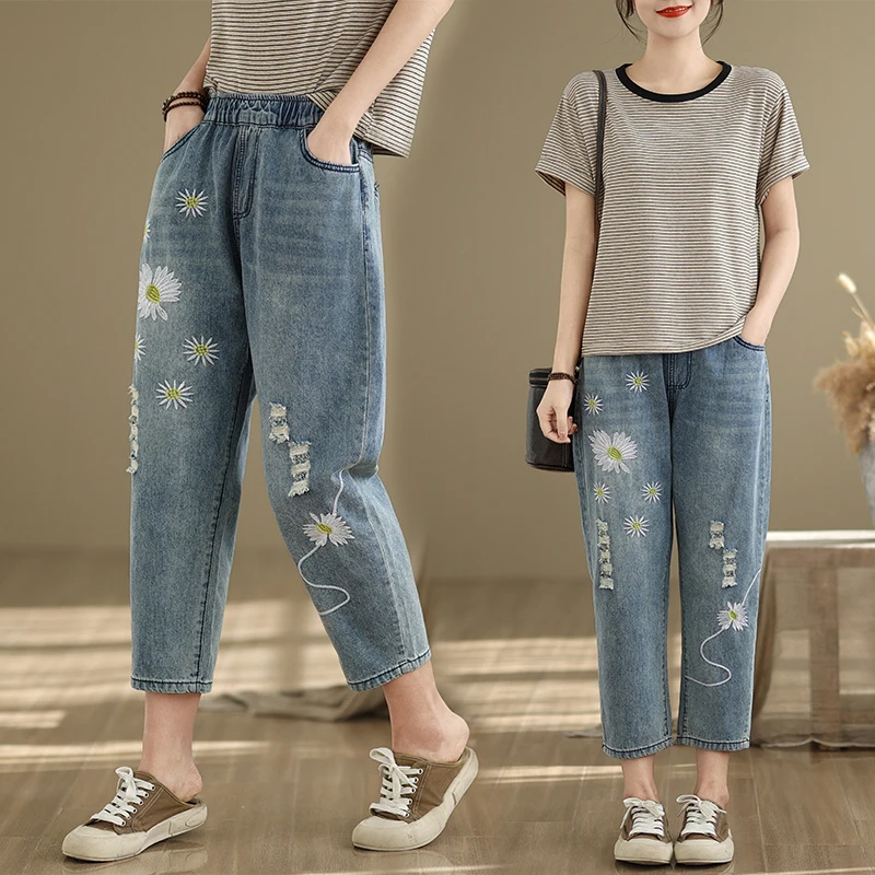 

Retro Daisy Embroidery Denim Carrot Pants Women Summer plus Size Loose Personality Hole Seven-Quarter Harlan Trendy Jeans