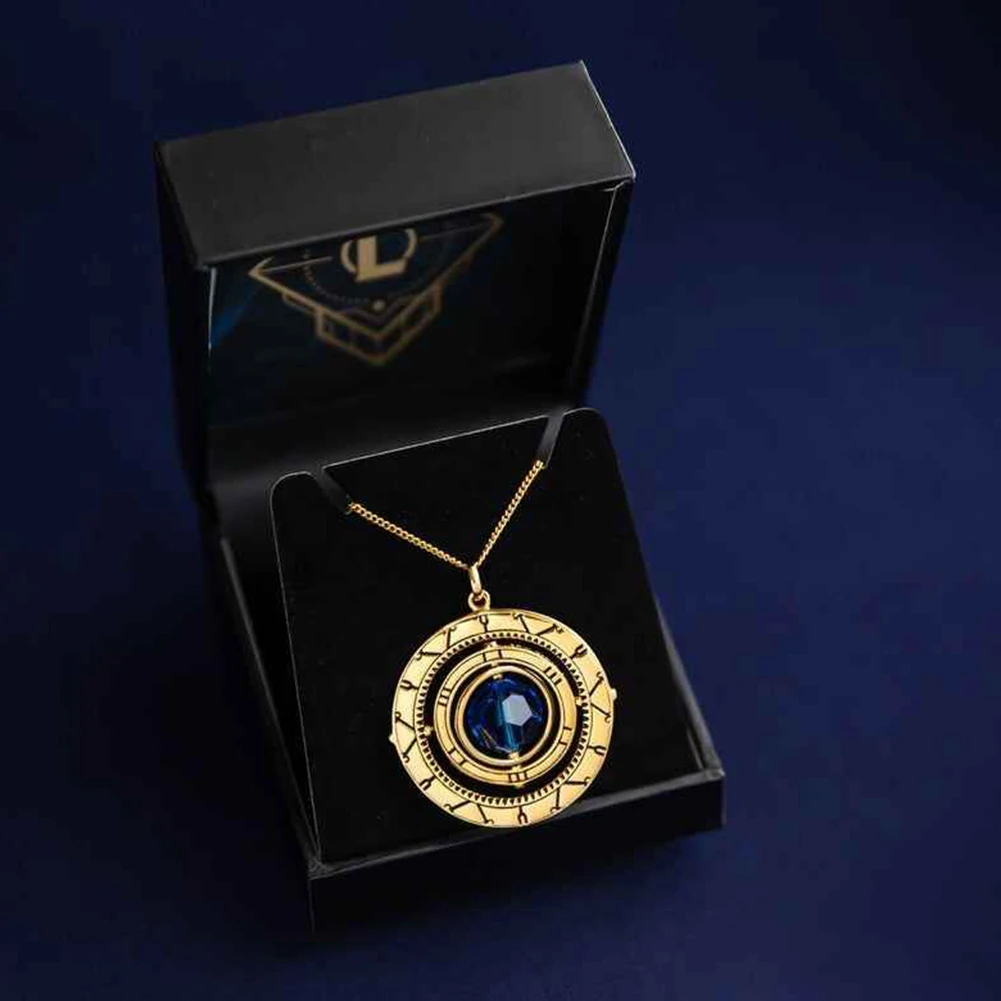 Arcane Hextech Crystal Pendant Necklace for Men Women Game LoL Battle of the Two Cities Metal Chain Necklaces Jewelry Gifts