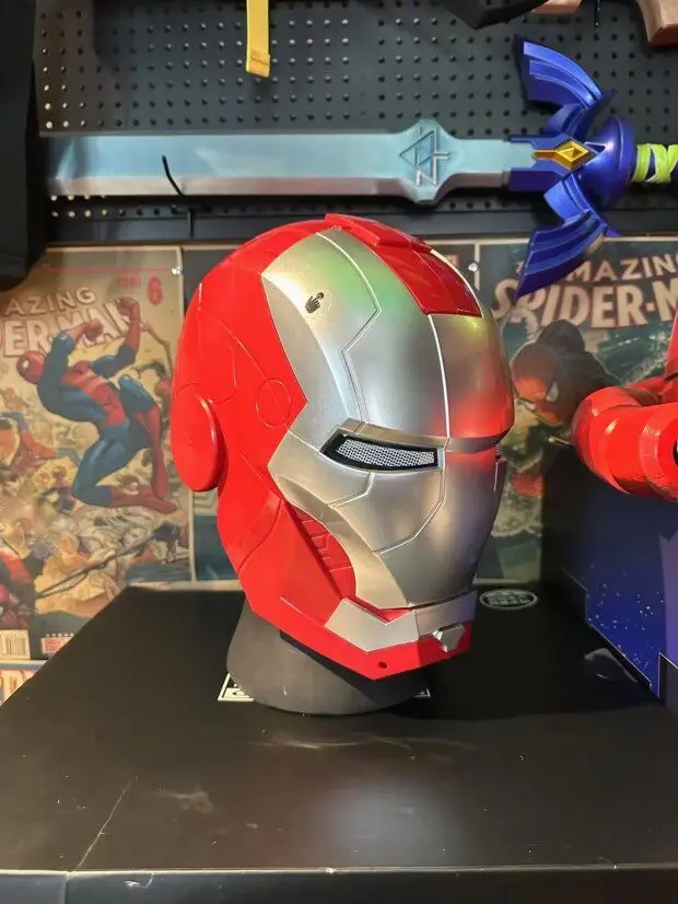 Neuer Iron Man Mk5 Elektrisch/Manuell Öffnender und Schließender Helm mit Zweisprachiger Sprachsteuerung, Spielzeug für Erwachsene, Sammlerstück, Anime-Peripherie, Geschenk – Detail 4