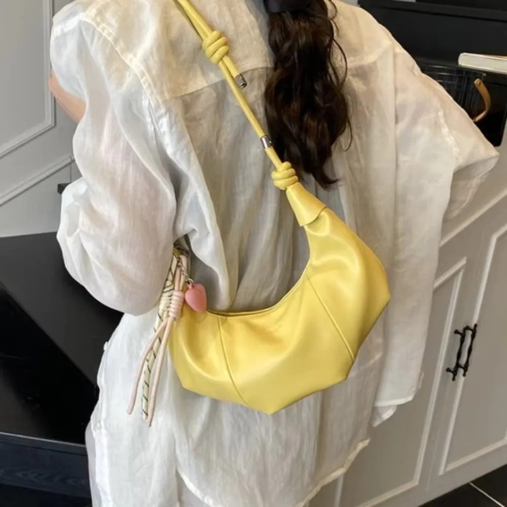 

Trendy Macaron Color Faux Leather Handbag Chain Strap Cloud Tote Bag Shiny Surface Compact Dumpling Shape Shoulder Bag Summer