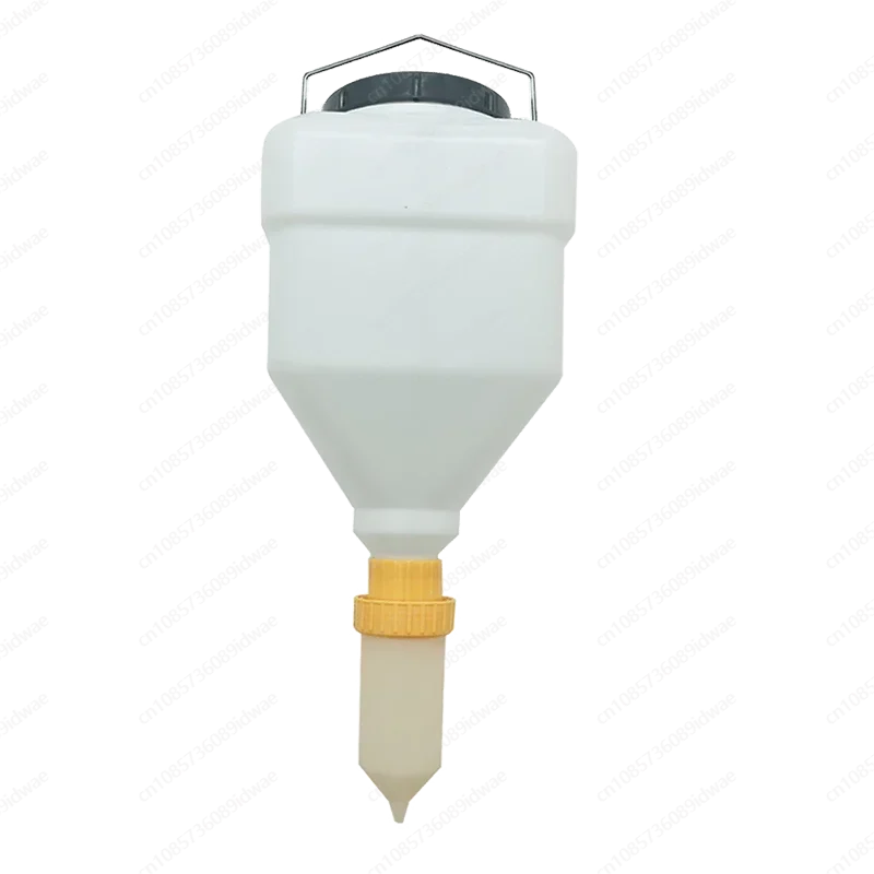 Hanging Sauce Dispenser Food Grade Vertical Design Spacious Capacity for Tomato Salad Sauce