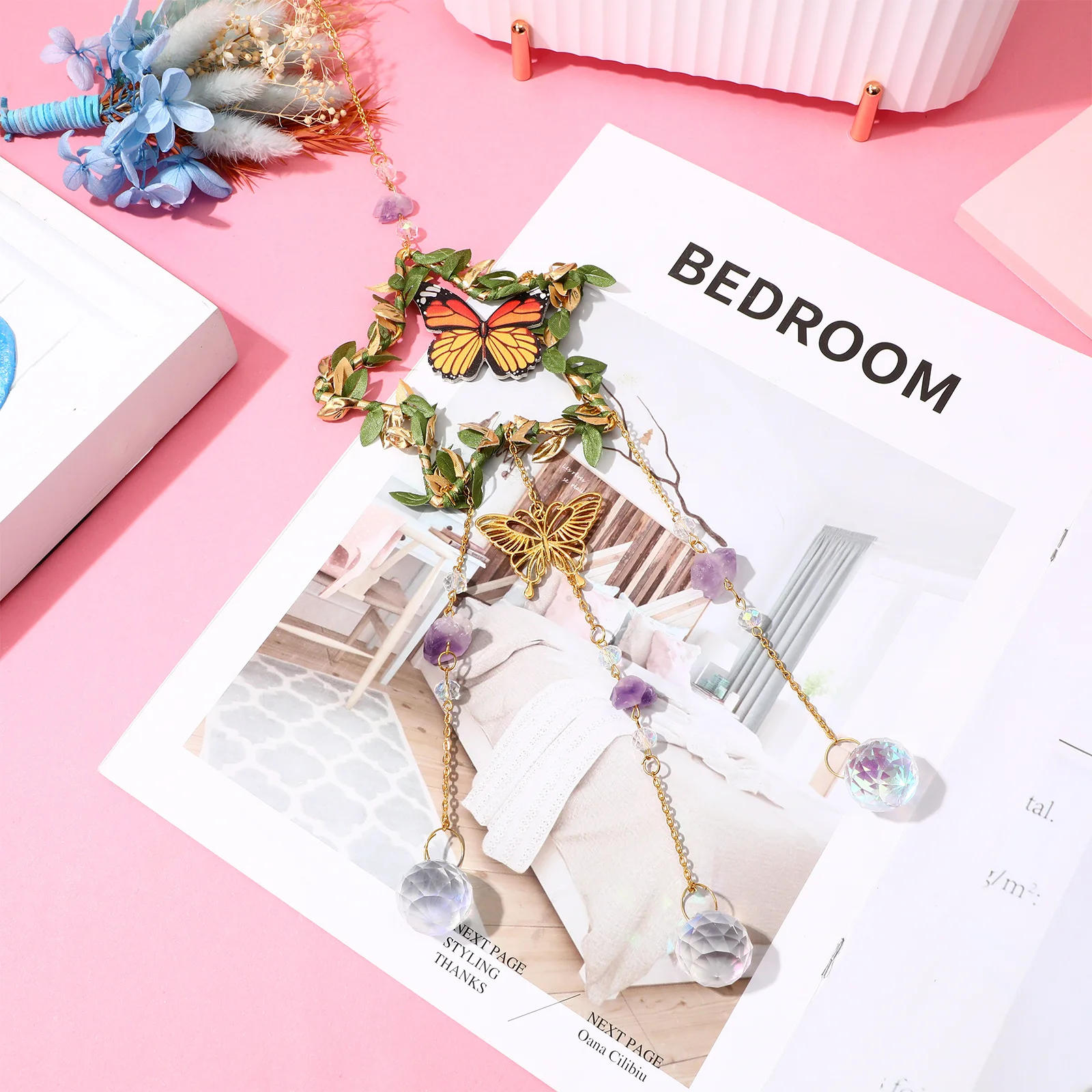 

Crystal Hanging Pendant Window Decor Rainbow Prism Sun Catcher for Home Garden Indoor Outdoor Decoration Crystal Wind Ornament