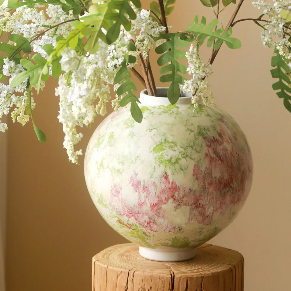 New Chinese handmade ceramic vase contains the breath of spring and a sense of high-end living room entrance flower arrangement