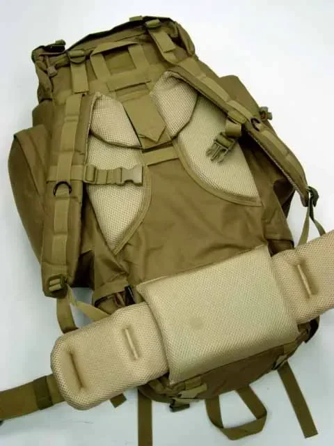 70L إطار معدني من الصلب حقيبة الرجال حقيبة الصيد الجديدة مقاوم للماء حقائب الظهر النايلون حقائب الصيد