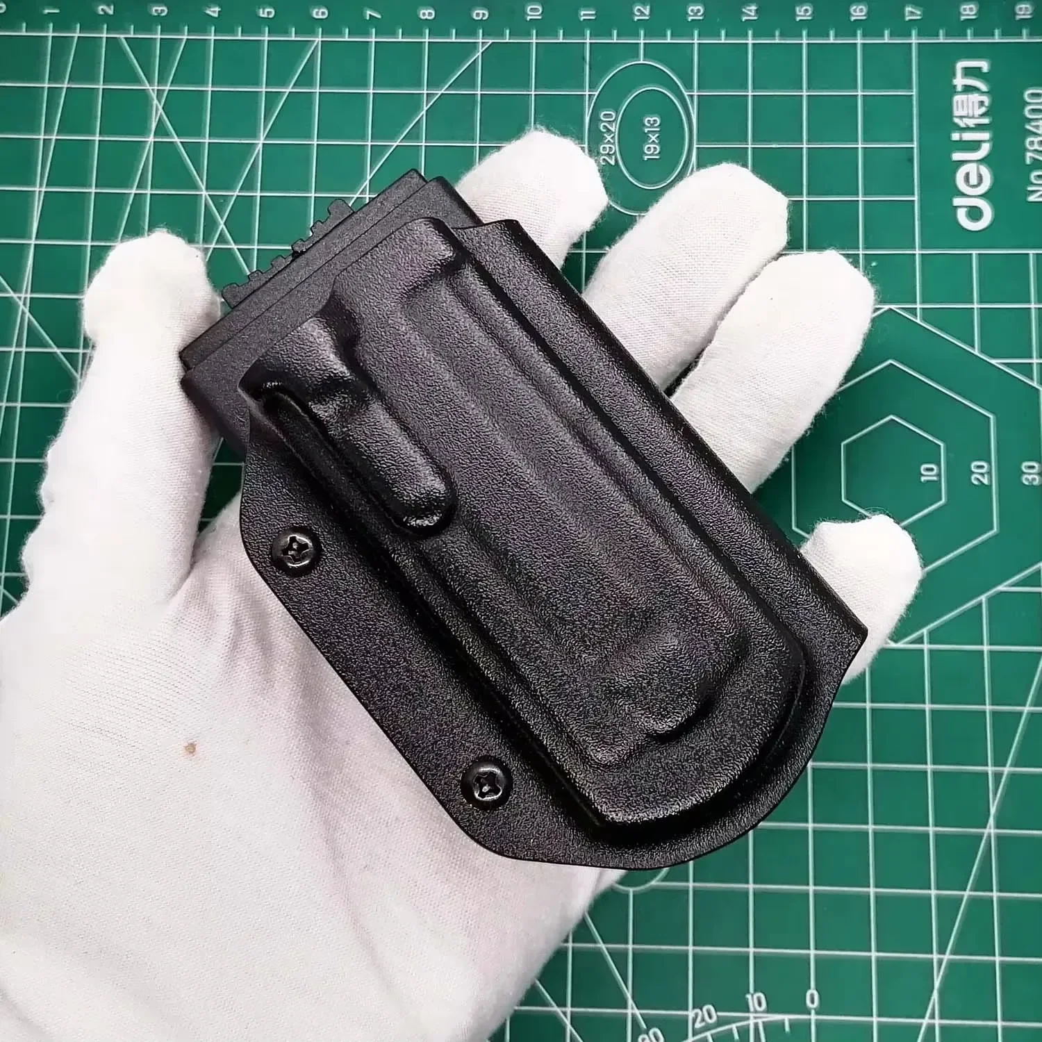 1 Piece Multi-Tools Accessories Kydex Sheath Scabbard K-Sheath Holster for Leatherman FREE P4 Pliers (PLIERS NOT INCLUDED)
