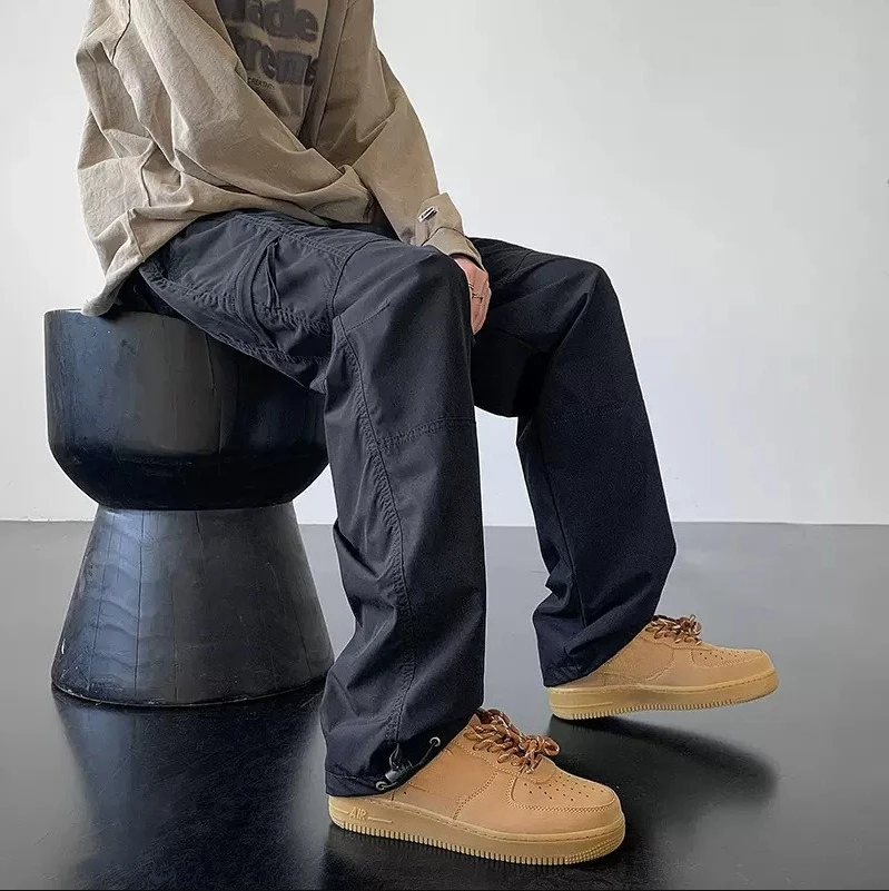 

Новые модные мужские однотонные тонкие брюки с несколькими карманами в американском стиле, простые базовые свободные уличные брюки-карго, мужская одежда, брюки