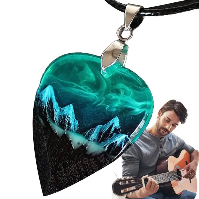 Northern Lights Guitar Pick Guitar Resin Pick Exquisite Plectrum Pendant Novelty Musician Gifts Guitar Players Retro Pendants