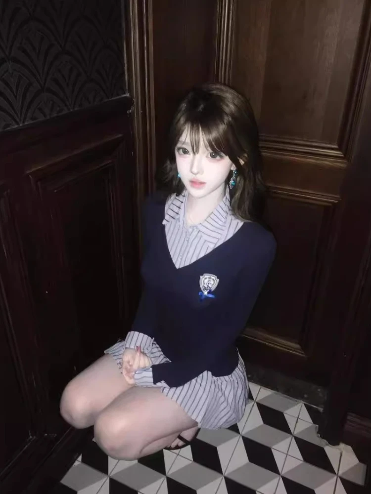 Vestido listrado estilo preppy coreano, em camadas, contraste, gola polo, manga comprida, vestido emagrecedor, início do outono, vestido feminino jovem 2025