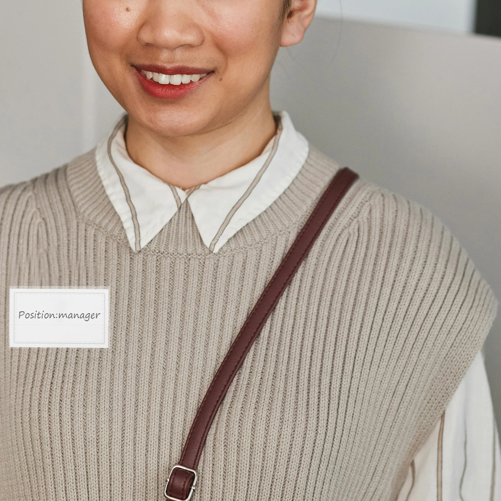 

50Pcs Clear Dual-Sided Badge Holder Pin Clip Transparent Plastic Id Card Protector Work Office School Event Badge Sleeve