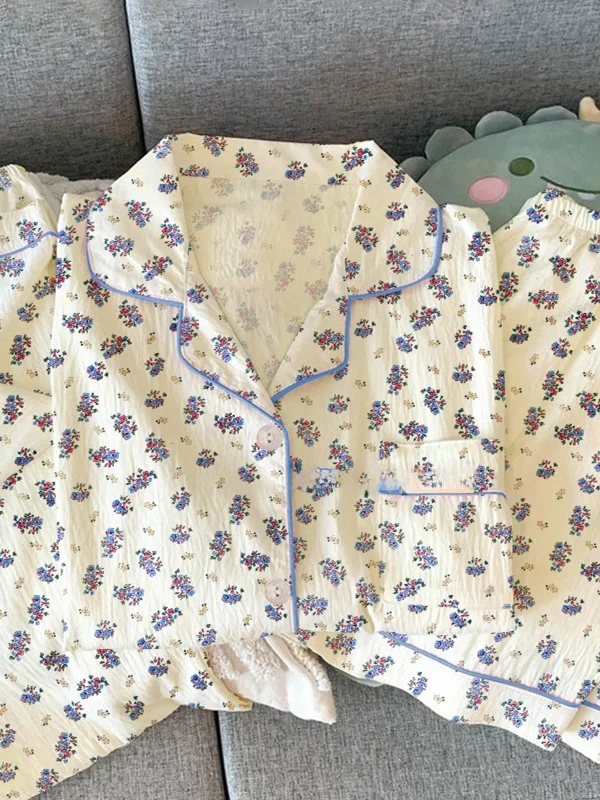 

Summer Floral Sleepwear Women's Thin Casual Short Sleeve Shorts Pants Home Clothes Three-piece Set Country Girl Style