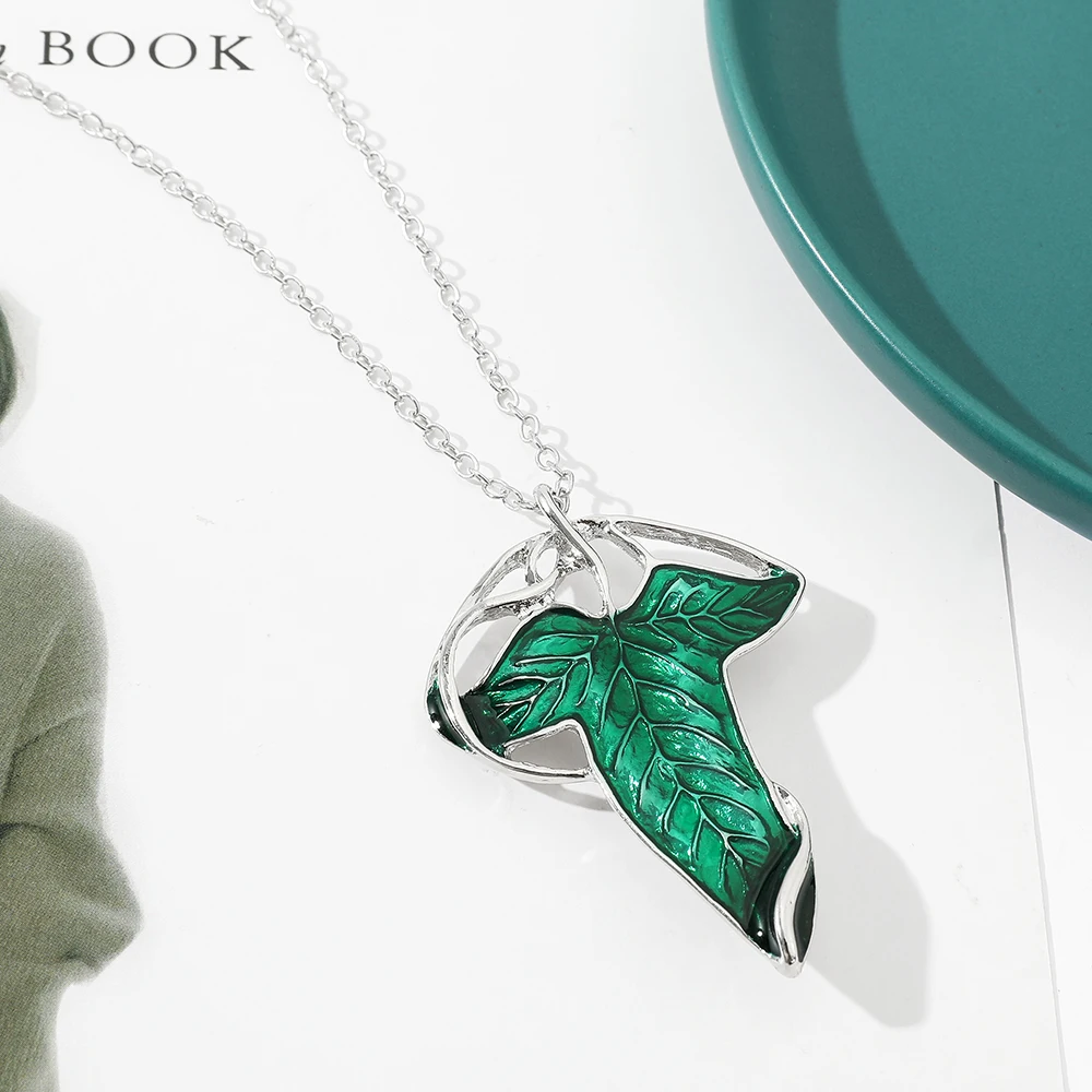 Vintage Green Leaf Pendant Necklace Exquisite Elven Fashion Chain Jewelry Accessory Gift for Women view 2