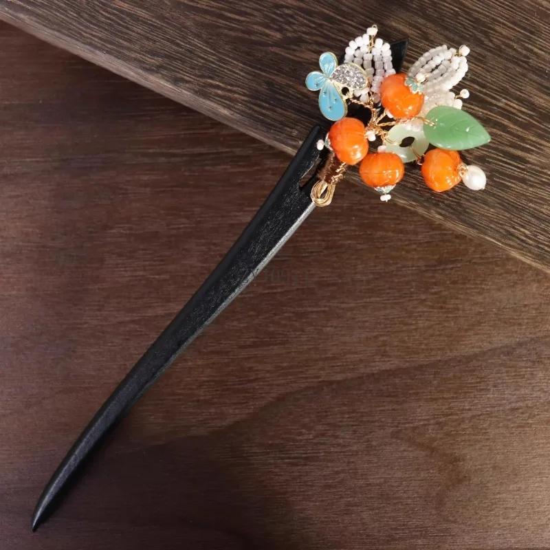 Épingle à cheveux en bois avec pompon fait à la main, disque en perles de citrouille, couvre-chef quotidien simple, accessoires cheongsam