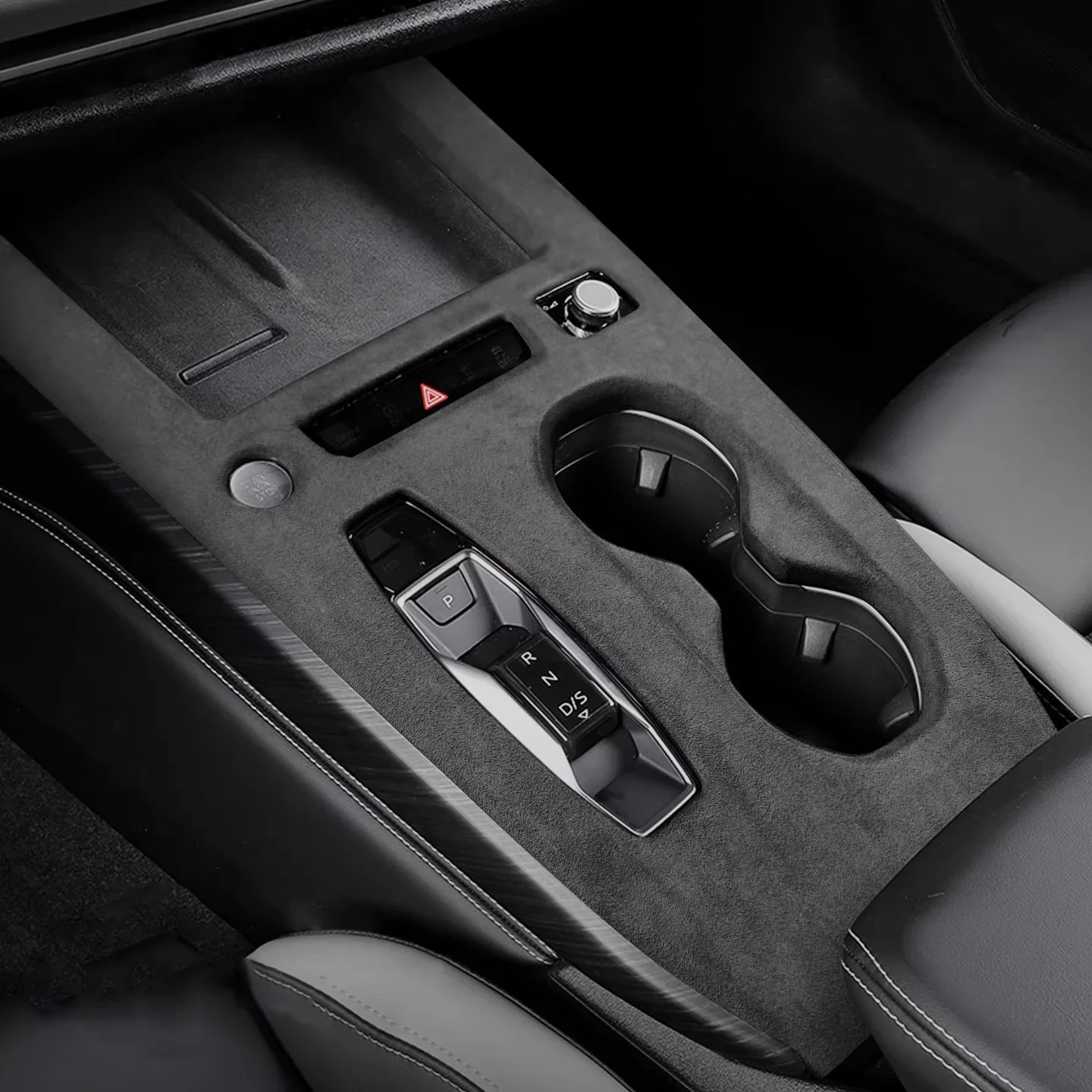 

For Audi A5 A5L Sportback 2025 2026 Italian Suede Car Center Console Gear Shift Panel Frame Rear Back Row A/C Air Outlet Frame