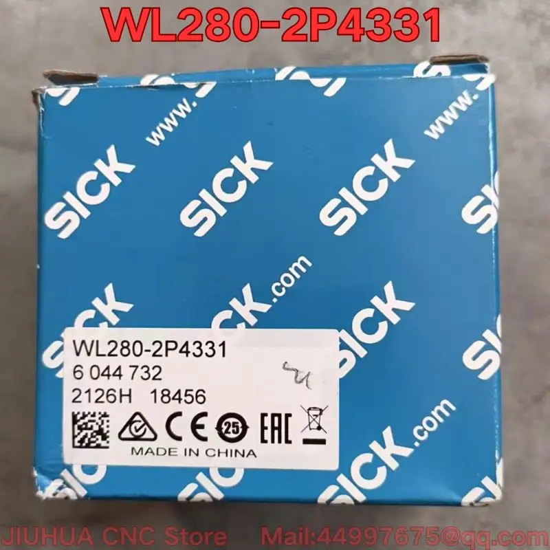 New WL280-2P4331 photoelectric sensor