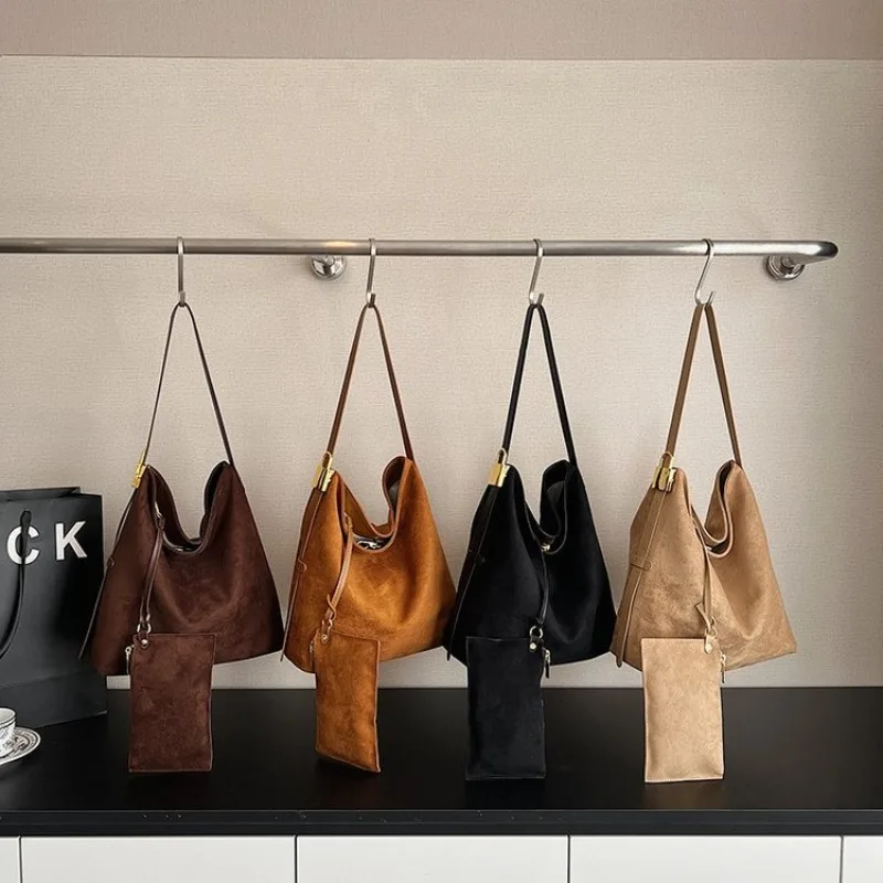 

Elegant Crossbody Bag Leather Handbag For Women Shoulder Style By Famous Designer Luxury Brand Popular Classic