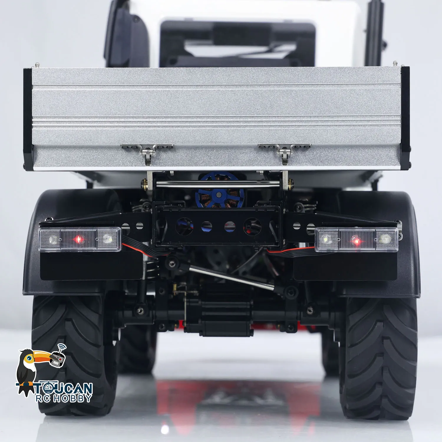 

U423 4X4 1/10 RC Crawler Car Hydraulic Snow Blade Radio Control Off-road Vehicle