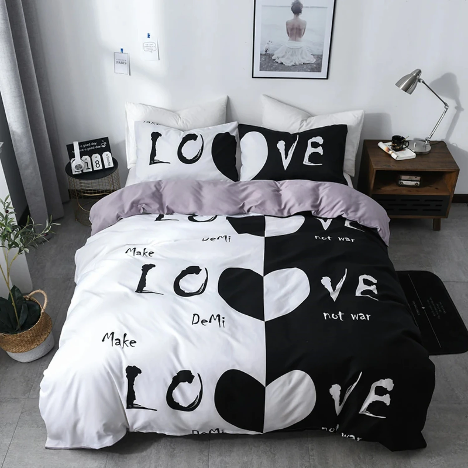 Luxurious High Quality Korean Style King Size Bedding Set in Black and White Colors, Ultra-Soft and Skin-Friendly Duvet Cover wi