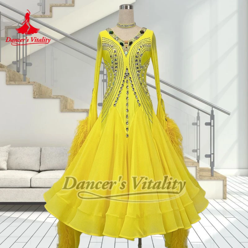 ชุดเดรสแขนยาวประดับขนนกกระจอกเทศสำหรับเต้นบอลรูมหญิง พร้อมสร้อยคอ ชุดเต้นฟ็อกซ์ทร็อต ควิกสเต็ป แทงโก้ แบบสั่งตัดพิเศษสำหรับนักเต้น