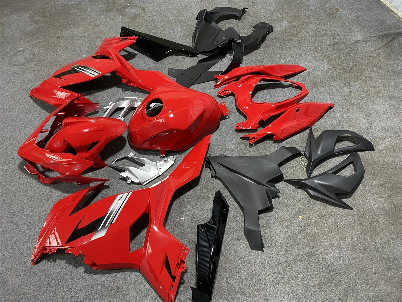 Motorcycle fairing for Kawasaki Ninja 400 18-23 years ZX400 EX400 2018 2019 2020 2021 2022 2023 Fairing Red Black White housing