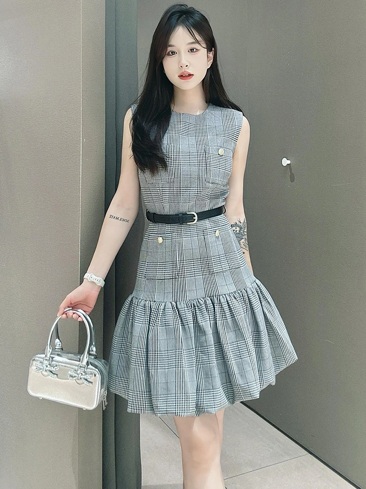 เสื้อกั๊กทรงเอเอวสูง ลายดอกไม้ แฟชั่นฤดูใบไม้ผลิ ฤดูร้อน ฤดูใบไม้ร่วง พร้อมเข็มขัด ดีไซน์หรูหรา สไตล์ผู้หญิง ผลิตจากเส้นใยโพลีเอสเตอร์