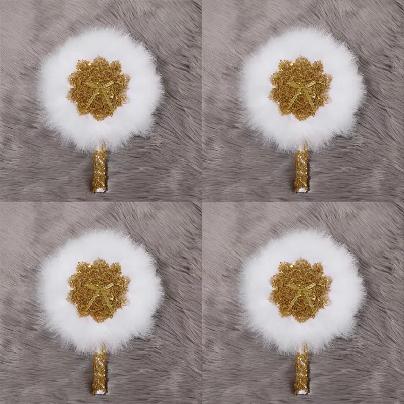 مروحة ريش زفاف، مروحة زفاف مزينة بفيونكة ذهبية، مناسبة لمحبي الرقص والخطوبة والولائم