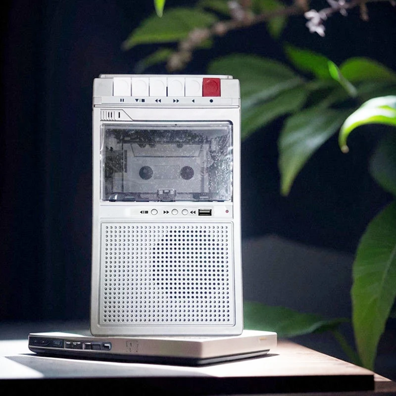 ●Retro Cassette Recorder and Player Supports Internal and External Recording and USB Transcription